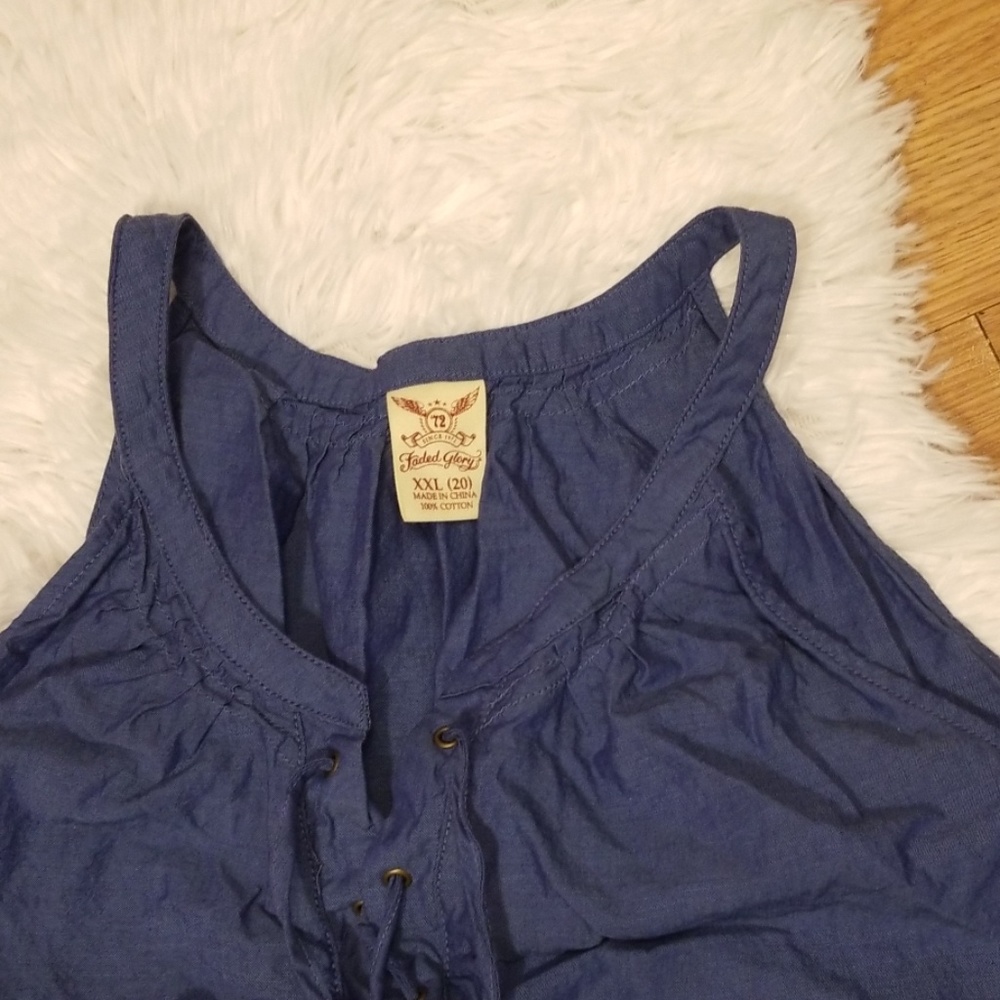 RELISTED IN CLOSET!!!! - Picture 2 of 4